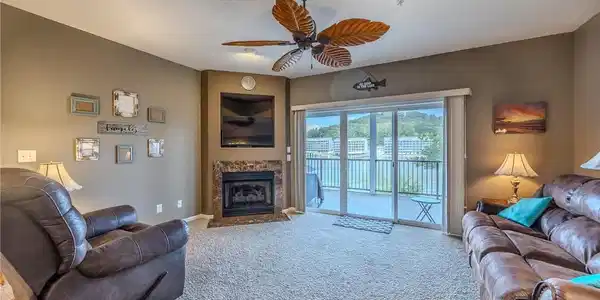 91 Moeller Way