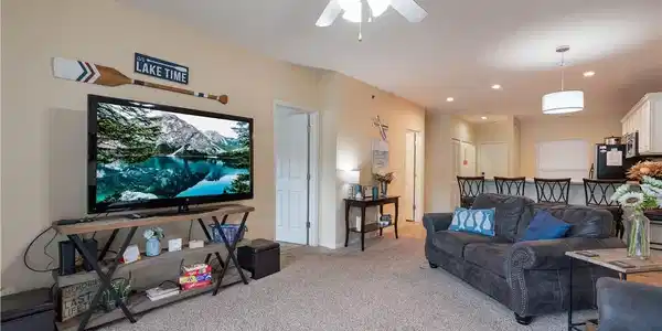 138 Oak Harbor Drive