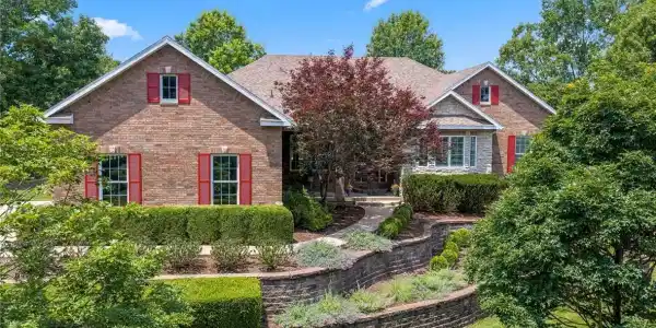 6165 Oak Creek Drive