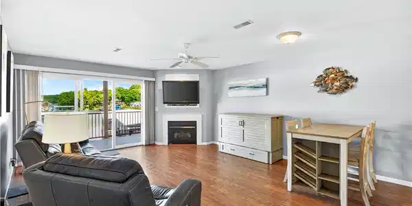 538 Clearwater Drive