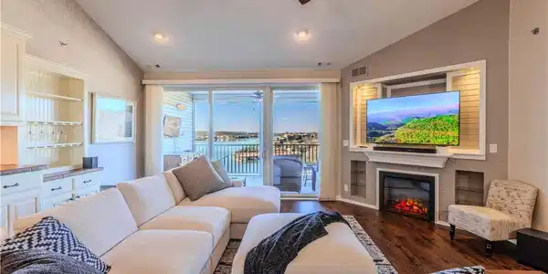 4499 Ski Drive