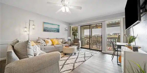 71 Southwood Shores Place