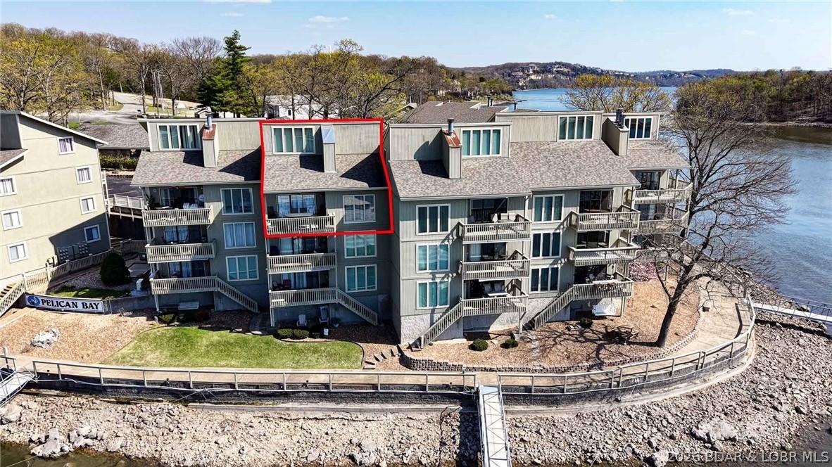 Image 2: Top floor allows for the best views!