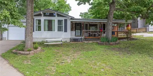 28464 Lucky Point Circle