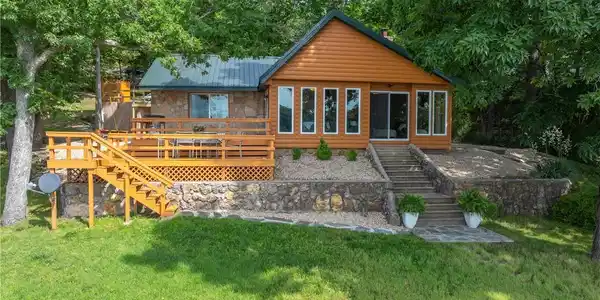 15350 Red Hollow Road
