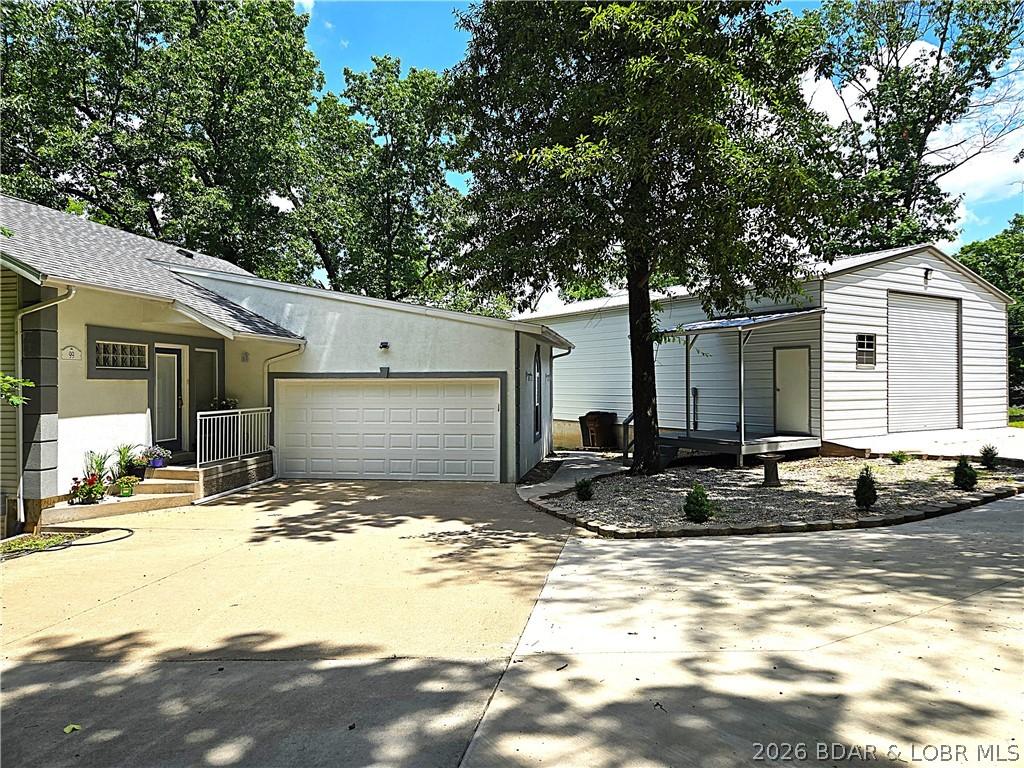 Image 4: Flat Driveway