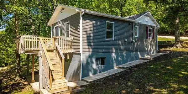 417 Meadowbrook Drive