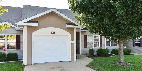 203 Grandview Drive