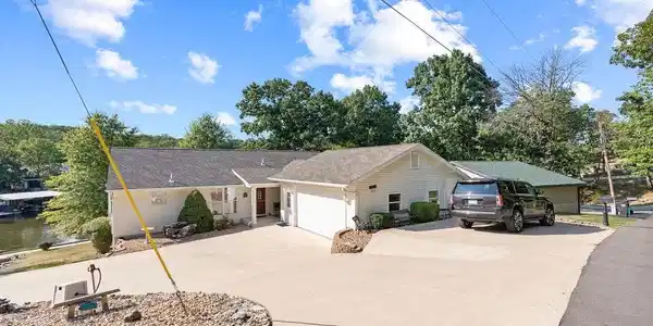 209 Hickory Grove Drive