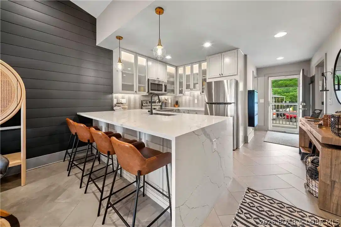 Image 1: Kitchen