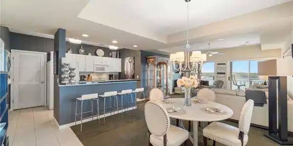 30 Palisades Lakeview Drive