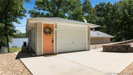 30850 Settlers Lane