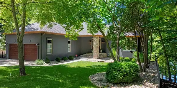 861 Foxhead Shores Drive