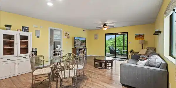 99 Ventura Drive