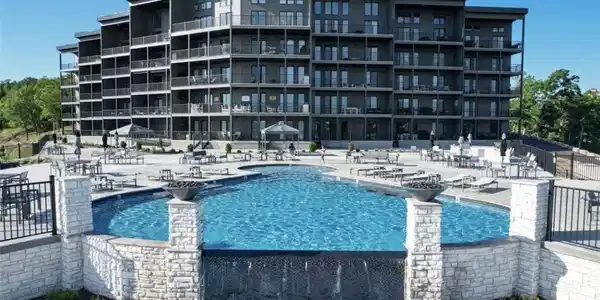 Image 2: Resort style amenities