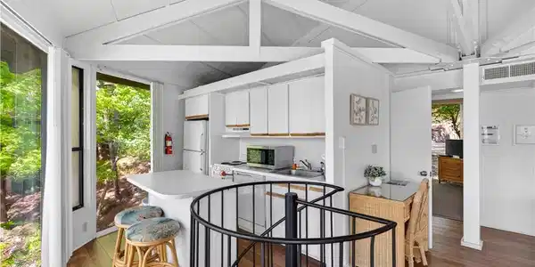 251 Tree Top Drive