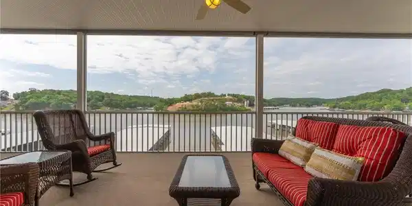921 Summer Place Drive