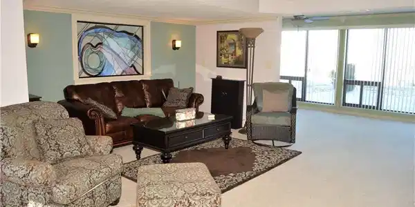 37 La Jolla Drive