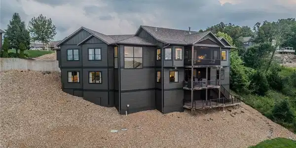 49 Weathervane Court