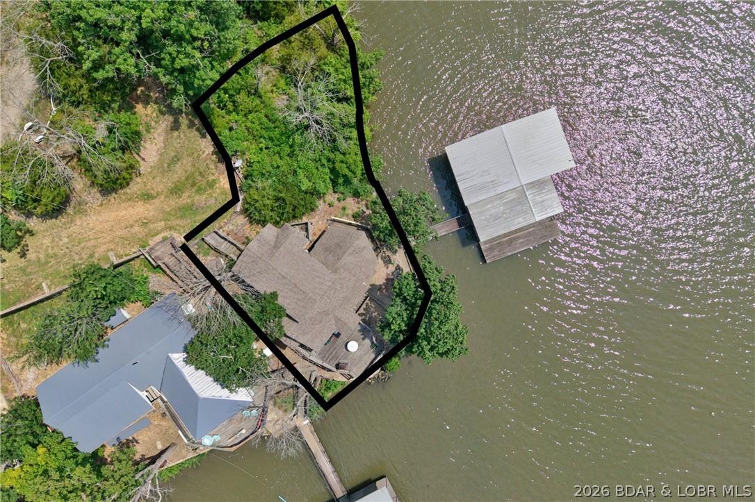 Image 2: Lot lines are approximate