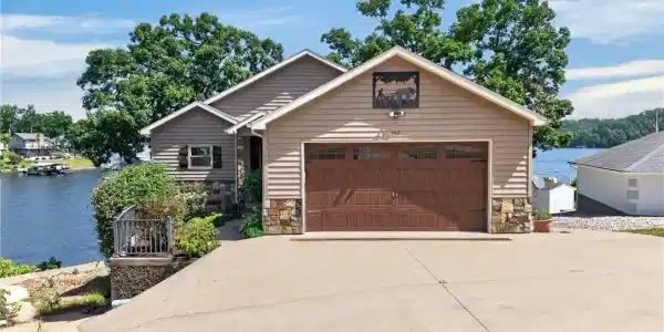 667 Erdmann Road