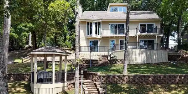 32816 South Buck Creek