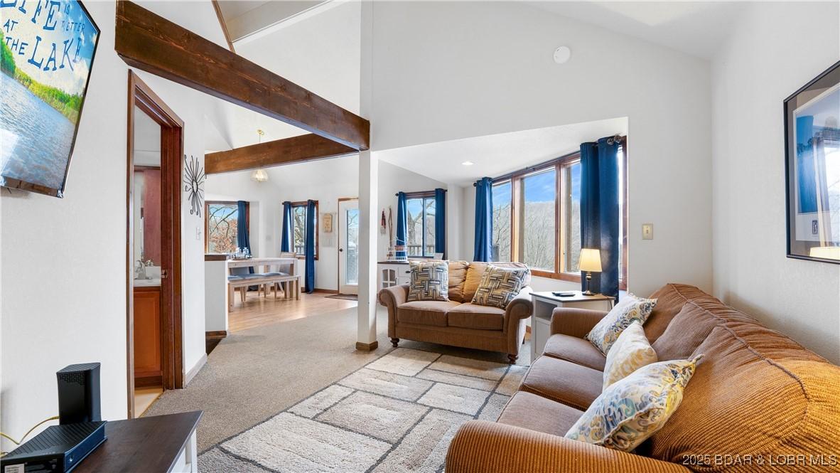 Image 4: Single level Living