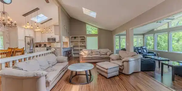 398 Moongate Drive