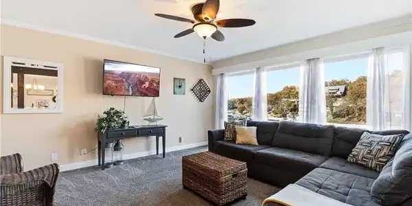 123 Indian Pointe