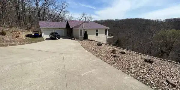544 Grandview Lane
