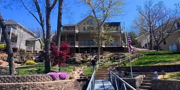 10 Blue Heron Court