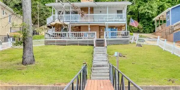 1746 Big Island Drive