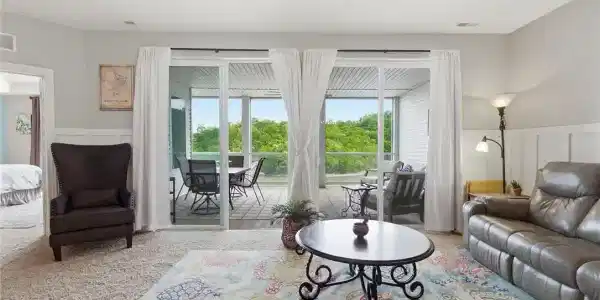 186 Sunset Palms Drive