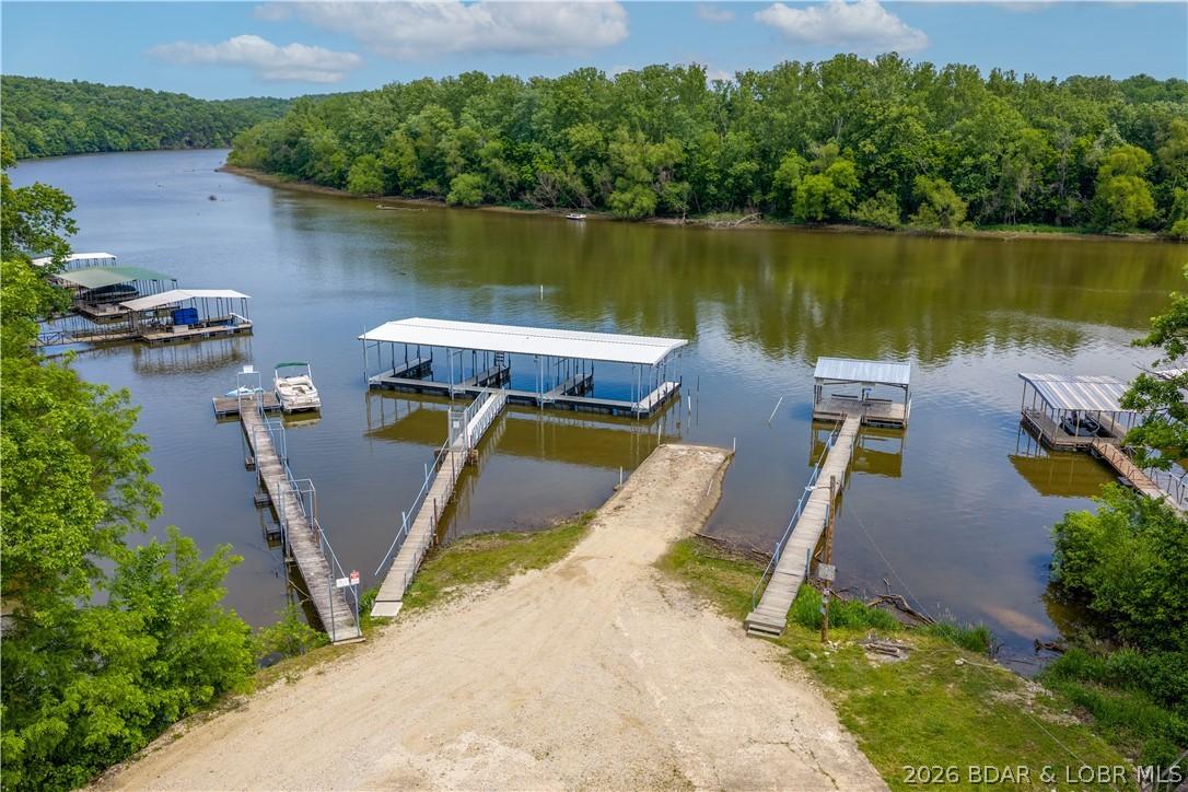 Image 4: Community boat ramp and dock