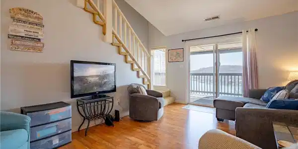 1522 Cherokee Road