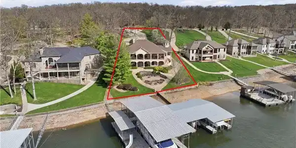 1083 Muirfield Drive