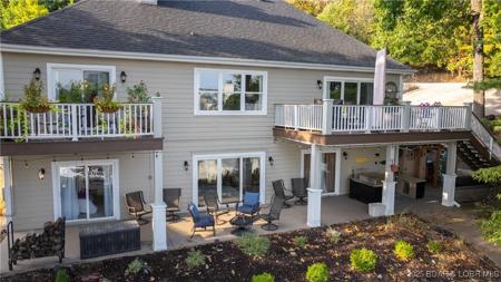 1069 Grand View Drive