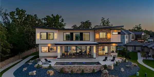 5635 Alona Point