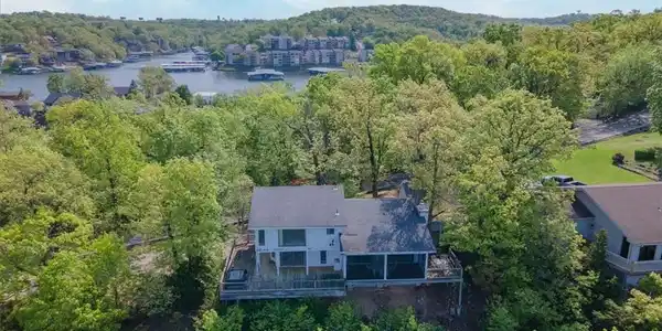 1483 Bluff Drive