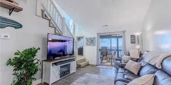 1436 Cherokee Drive