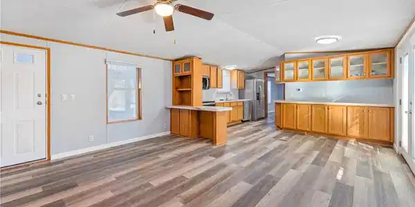 13 Foothill Court