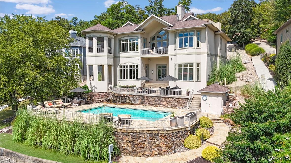 Image 2: Lake of the Ozarks Luxury Collection