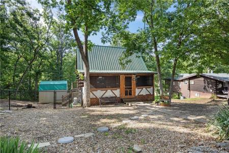 1886 Bittersweet Road