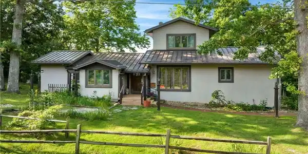 4325 Lower Prairie Hollow Road