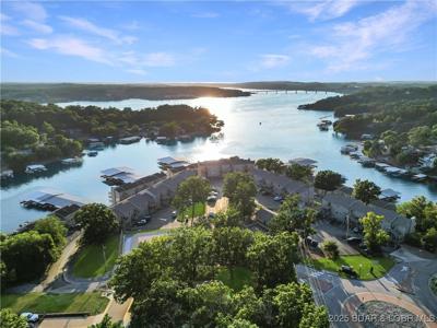 713 Indian Pointe