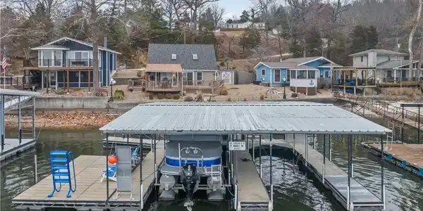 14 Marble Drive