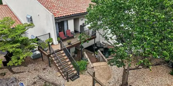 35 Casa Blanca Court