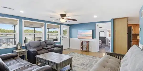 Image 2: Open living with fabulous views everywhere!