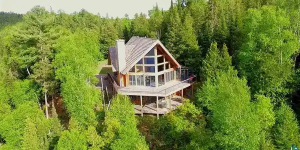 3313 Arrowhead Tr