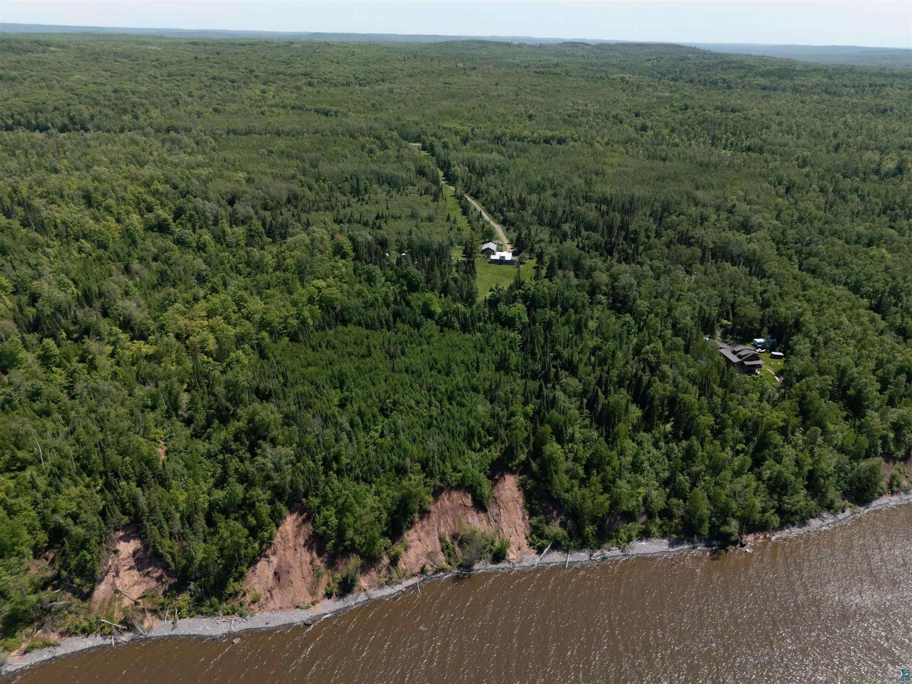 Image 1: Just Under 500' of Lake Frontage